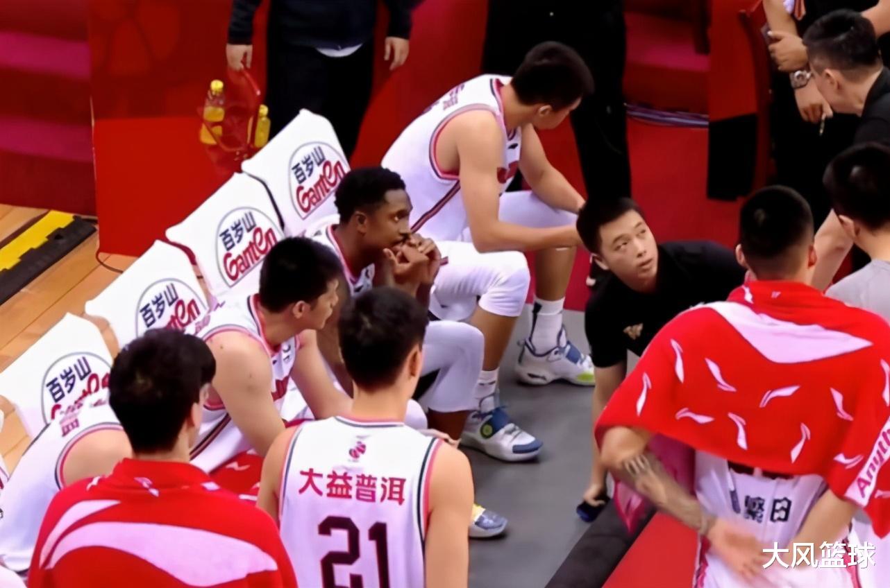 马尚|太强了！三战轰102分带队6连胜，实力证明，广东没有阿联也可夺冠