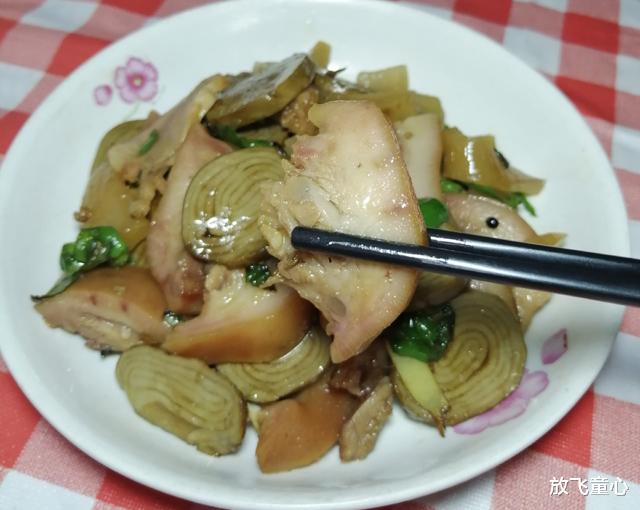 素火腿|熟猪头肉和什么菜一起炒最好吃?大厨教你一招,香辣不腻超下饭