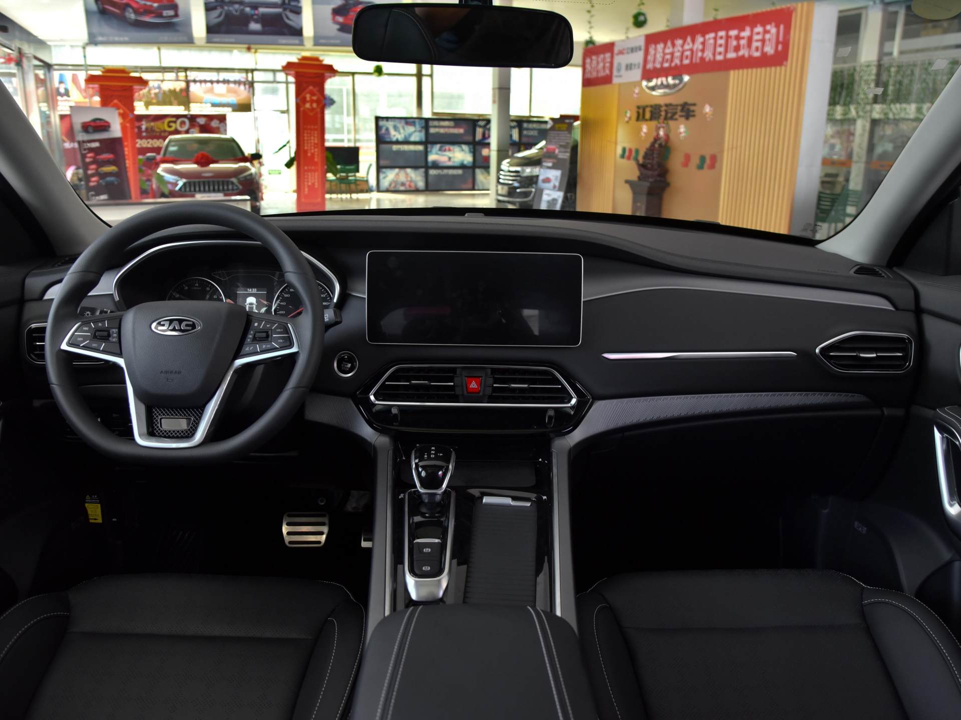 SUV|才9万元的“空间王”国产SUV,轴距2750mm,爆128kW