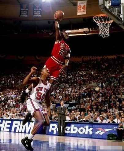 迈克尔·乔丹|为什么很多人都认为初进NBA一场比赛未打的迈克尔乔丹，未来肯定能成为巨星？