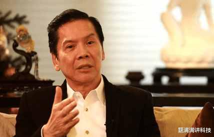 #向华强#向华强在香港呼风唤雨，在北京却不敢惹他，还被威胁“见一次打一次”！