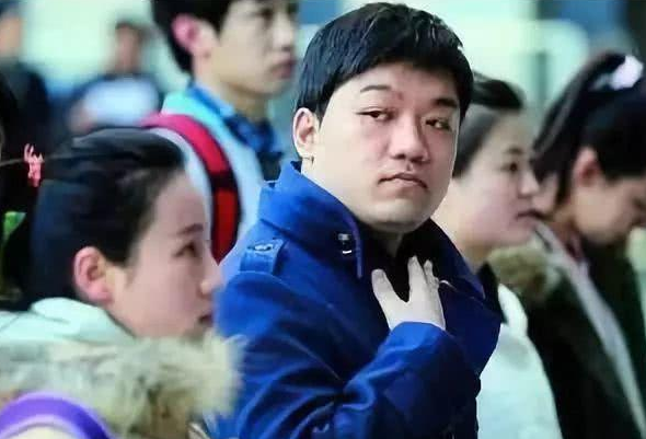 尤浩然|有一种“整容”叫尤浩然减肥,瘦身成功后,23岁如愿考入北影