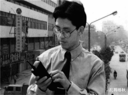 |国内第一个办手机号的人，当时号码随便他选，最后挑了个什么号？