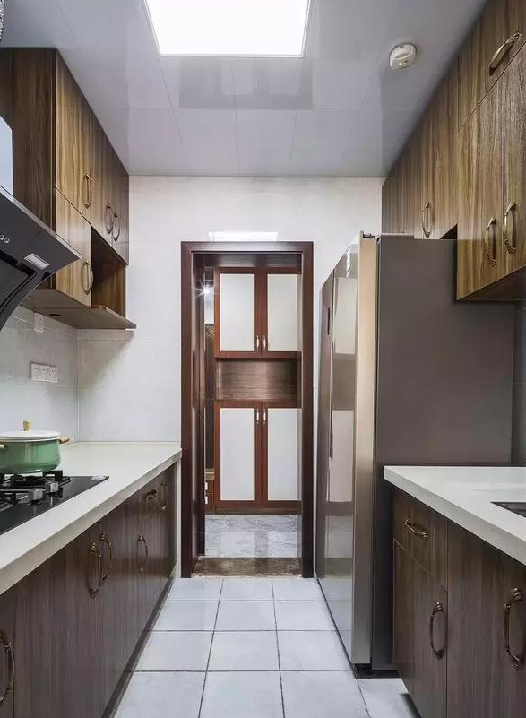 |厨房打死都别瞎装!小平米这样布局,让做饭不再手忙脚乱