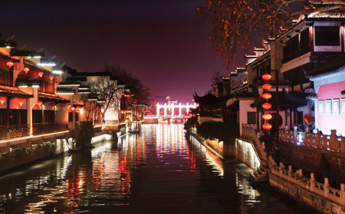 穷游|国内最适合穷游的4个城市，就算你月薪只有3000，也一定能尽兴而归！