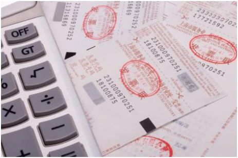 报销|厂家派技术人员解决问题吃饭花480,隔天报销,老板:谁让你去那儿的