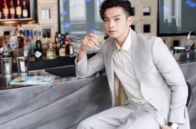 飞轮海|飞轮海成员现状差距大,吴尊炎亚纶依旧爆火,而他却跌到了18线?