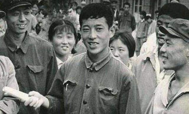 :张铁生:47年前他在高考中交白卷,红极一时,如今发展如何?