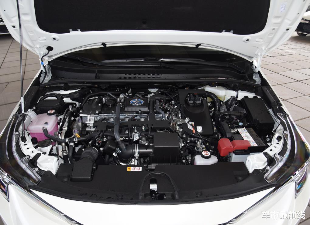 「丰田雷凌」一箱油能跑1K公里的轿车，越堵车越省油，卖13万，比大众本田都强