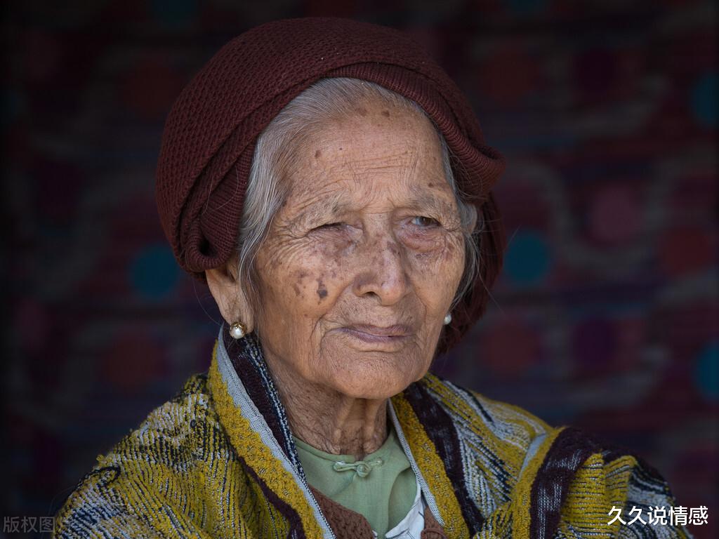 长寿|中年丧偶的女性为什么大多比较长寿?3个90岁老人说出实情