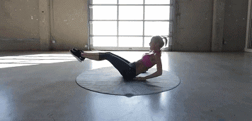 #健身#48岁的宁静，坚持锻炼秀出马甲线，用行动告诉我们健身与年龄无关