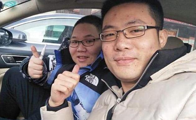 pdd▲大司马和小马双排，惨遭员工无情嘲笑，PDD见后怒斥：你没资格