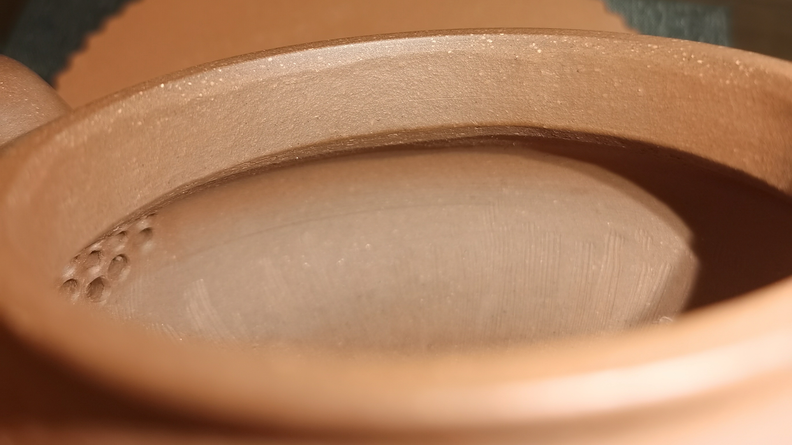 「小叶紫檀」人有内外,紫砂壶有没有内外。