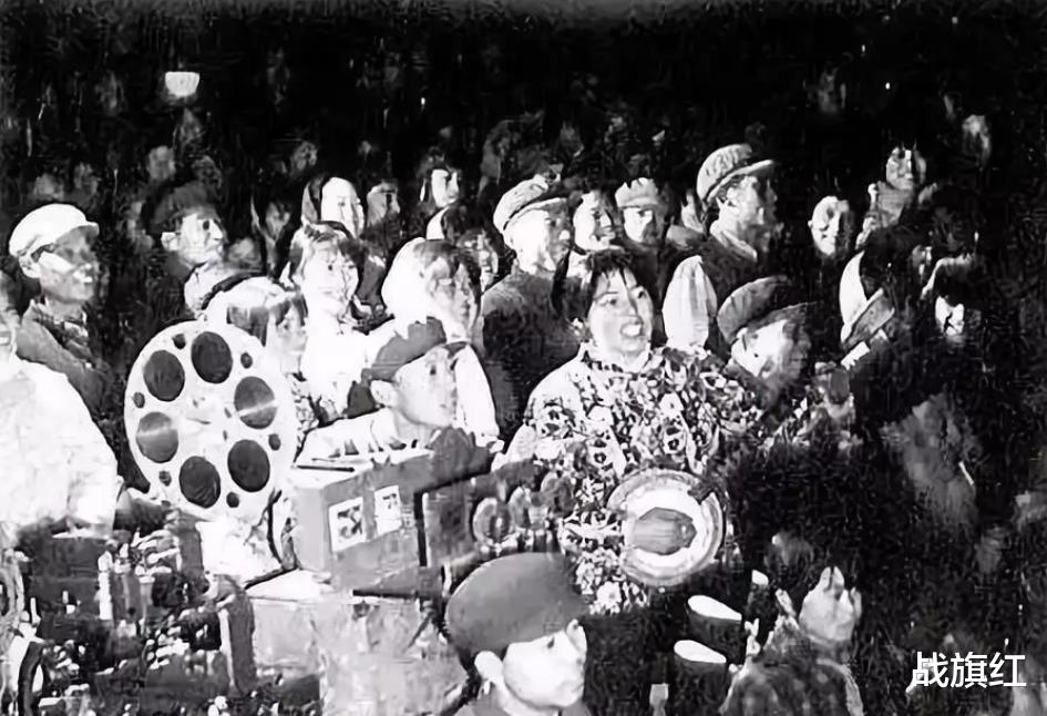 战旗红 我要回了钱，干事拿去讨人情，房东媳妇夸：真会给我家办事