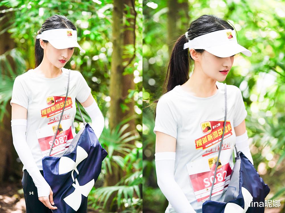 防晒■郑爽首跑马拉松太排场,马尾辫穿防晒衣美成焦点!专人撑伞超霸气