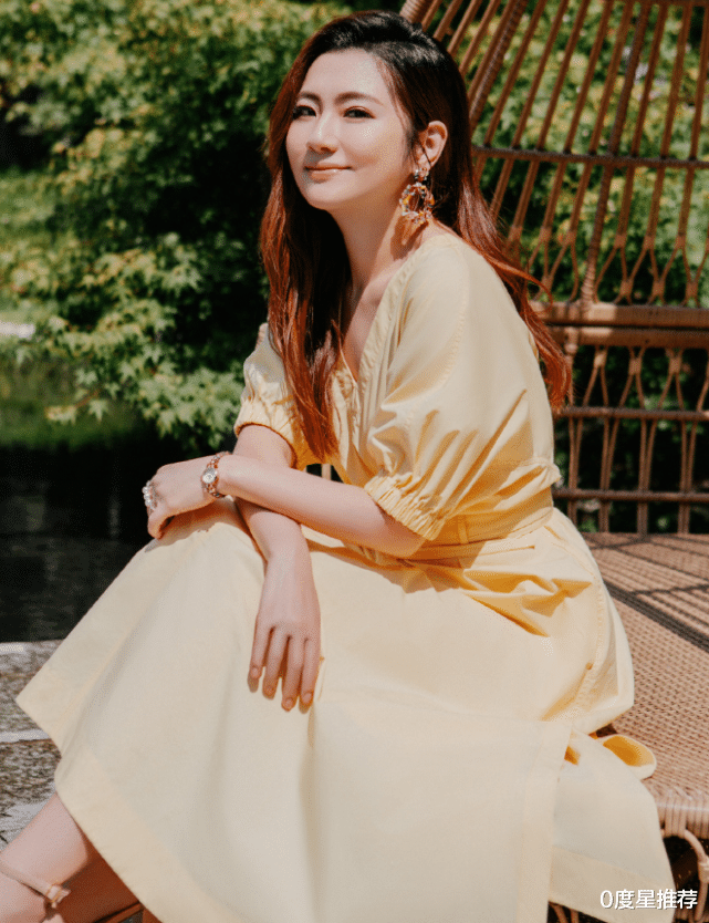 Selina|任家萱的脸真已恢复?看清她手上的伤痕,才懂我们一直被“骗”了