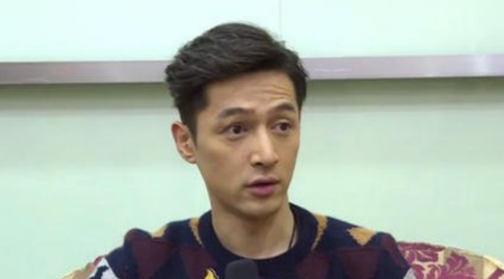 『靳东』胡歌自曝靳东蒋欣来自己饭店从不付账, 理由也是让人爆笑