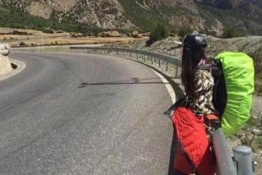 穷游：川藏线上的“求混账”，这些穷游女是什么意思？你看懂了吗？