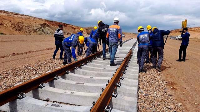 「香港」美国23天放水12万亿，伊朗正式宣布变更国家货币，意外的事情出现