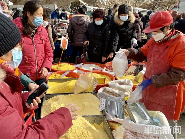 半岛新闻客户端 年关临近，腊八粥销售火爆