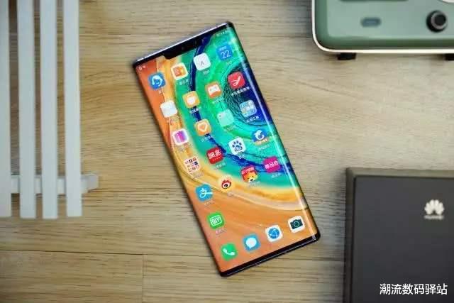 「EMUI」华为EMUI11系统迎来新消息，新增多种交互，流畅度媲美IOS