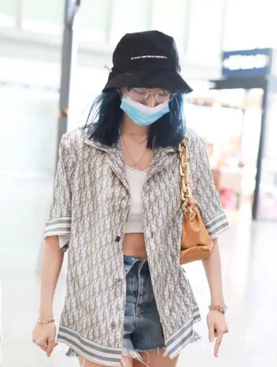 程潇■程潇胆子是真大，二次元发型不一般，上演漫画少女不在话下
