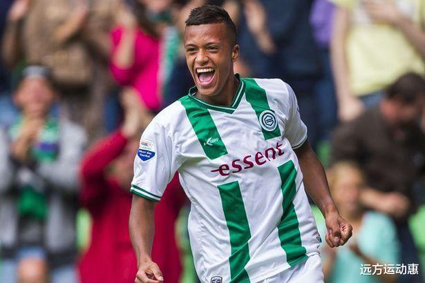 英超|英超劲旅前锋现身广州！新东家可想而知，就剩最后一步官宣了