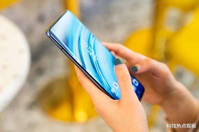 「联想」小米良心了，256G+8G骁龙865降400，1亿四摄4500毫安曲面屏