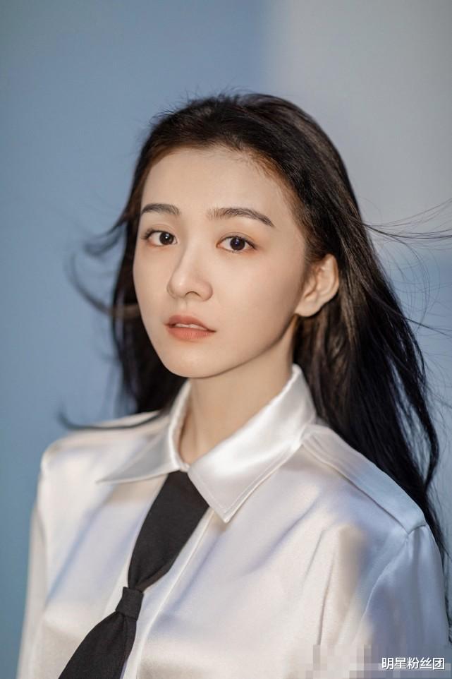 爱情公寓|《爱情公寓》的女配,比其他剧女主都要美,特别是这位直接逆袭了