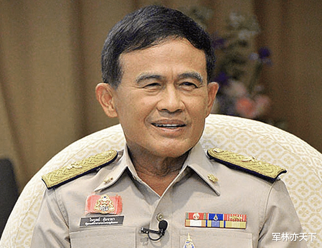泰國樞密院16名老臣，軍隊退役將領數量高達7人，可代理國王職權-圖9