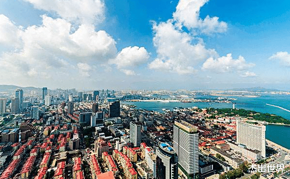 @中国“颜值最高”的4座城市,环境非常的优美,游客几乎不想走