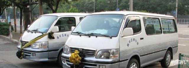 苑燕儿|殡仪馆月薪4万8招抗尸员，本以为会有人报名，结果不是钱的事儿