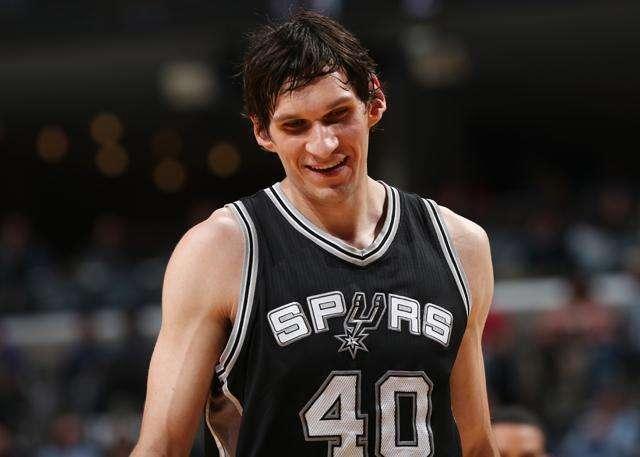 波波维奇|波波维奇生涯中的神操作!开局砍鲨化解恩怨,让博班哭着去挣大钱