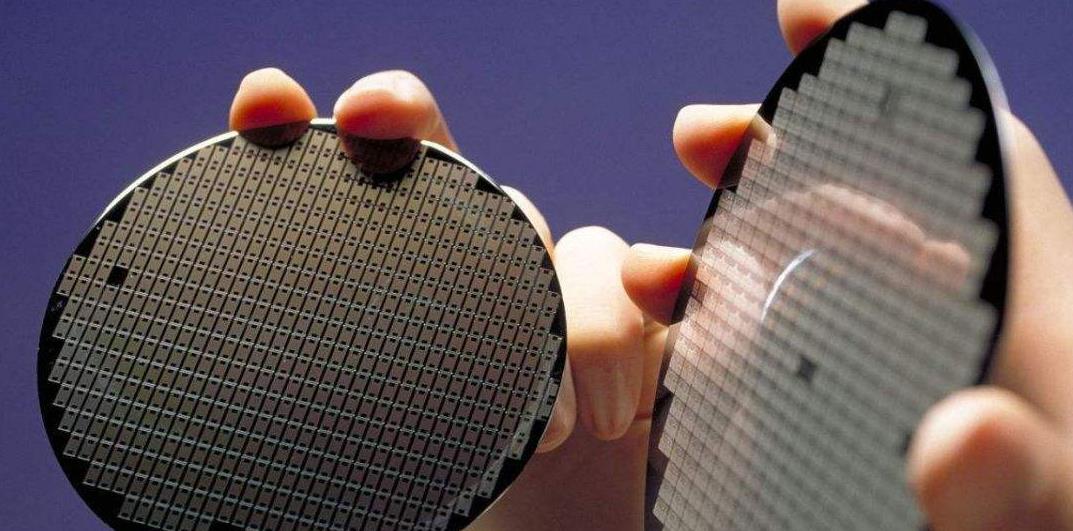 芯片|联发科机会丢失,芯片巨头“三败俱伤”,他成了意外“赢家”