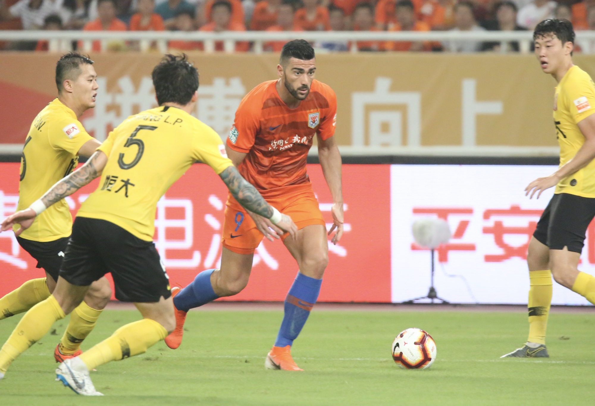 「张艺兴」中超酝酿新格局，鲁能恒大肯定同组，李霄鹏的小目标无法实现