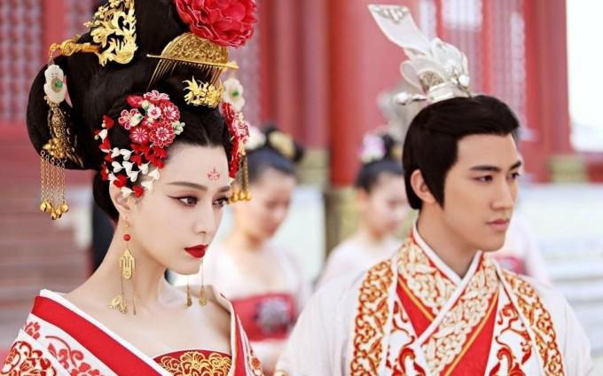 殷桃|她因为丈夫入狱十年，巅峰时期导致没戏拍，如今40岁收获幸福