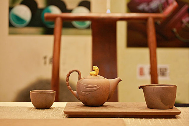 生肖|今年年底不走下坡路的3生肖，贵人带路，赚钱顺手，收获真爱幸福