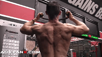 汤姆·哈迪：一张图告诉你，毒液的背部肌肉有多牛！