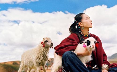 『杨丽萍』就在3天前，“装”了20年的杨丽萍也“翻车”了