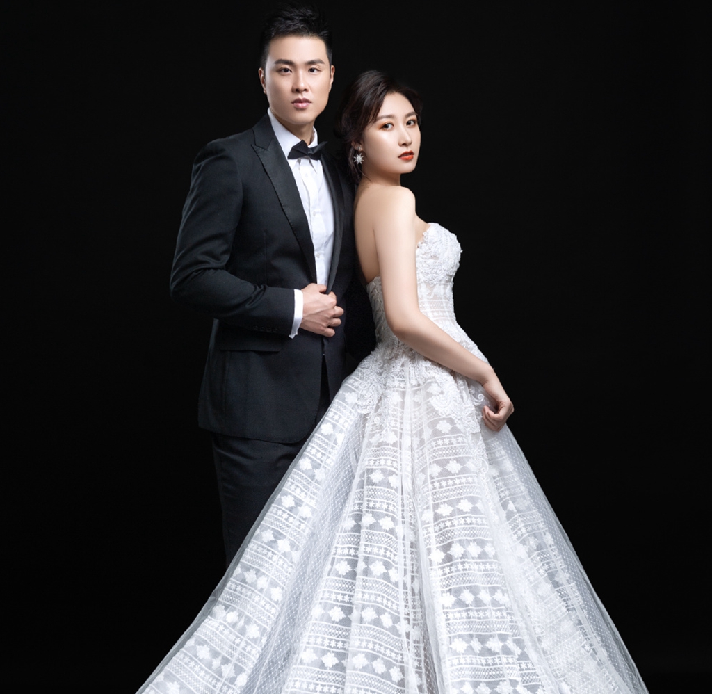 「孟铎」男篮与女篮球员的结合！CBA球员520深情表白，与新婚妻子甜蜜互动