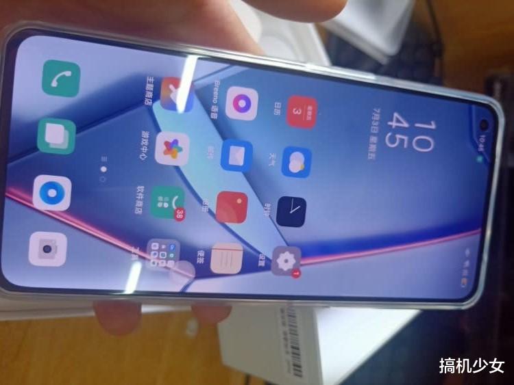 |大降价的两款骁龙865手机，款款可圈可点，8+256GB低至2799元