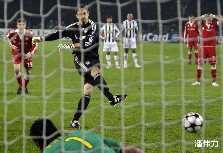 世界波|神剧本！门将25米打出世界波绝平，疯狂庆祝后遭50米吊射绝杀