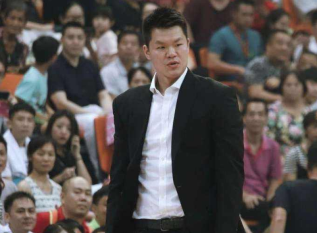 广东男篮|朱芳雨还有后手！新外援已到东莞随时可上场，总冠军广东志在必得