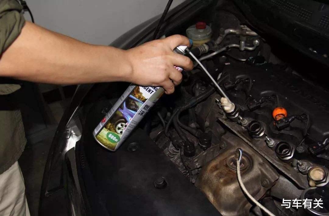 |拉高速真的能清除积碳吗?很多人都理解错了,这样做费油还伤车