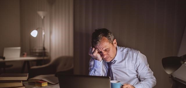 血糖|身体有3个表现,尿酸已“结晶”,若一个没有,尿酸控制得还不错