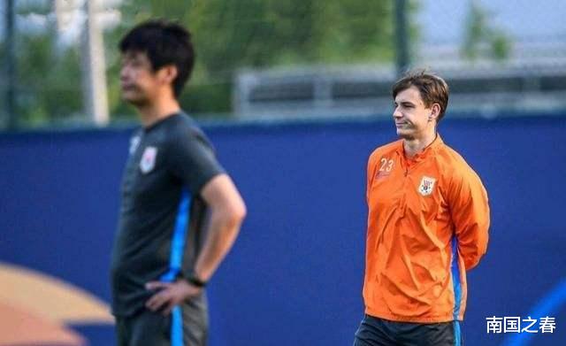 |格德斯硬撼李霄鹏太天真！前苏宁外援悲惨经历摆着，想重蹈覆辙？
