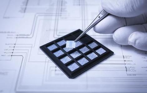 芯片|“芯片大学”正式成立！比尔盖茨说的没错，没想到一切来得这么快