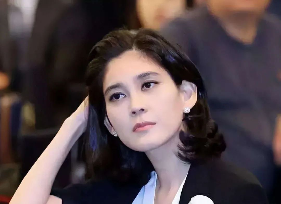 电视剧|最美“首富之女”，生活和拼单名媛有何区别？比电视剧更精彩