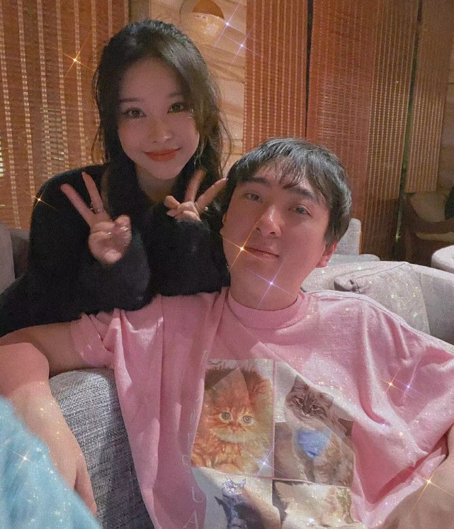 Angelababy|30岁网红林珊珊到三亚为王思聪庆生后，宣布与小五岁丈夫离婚