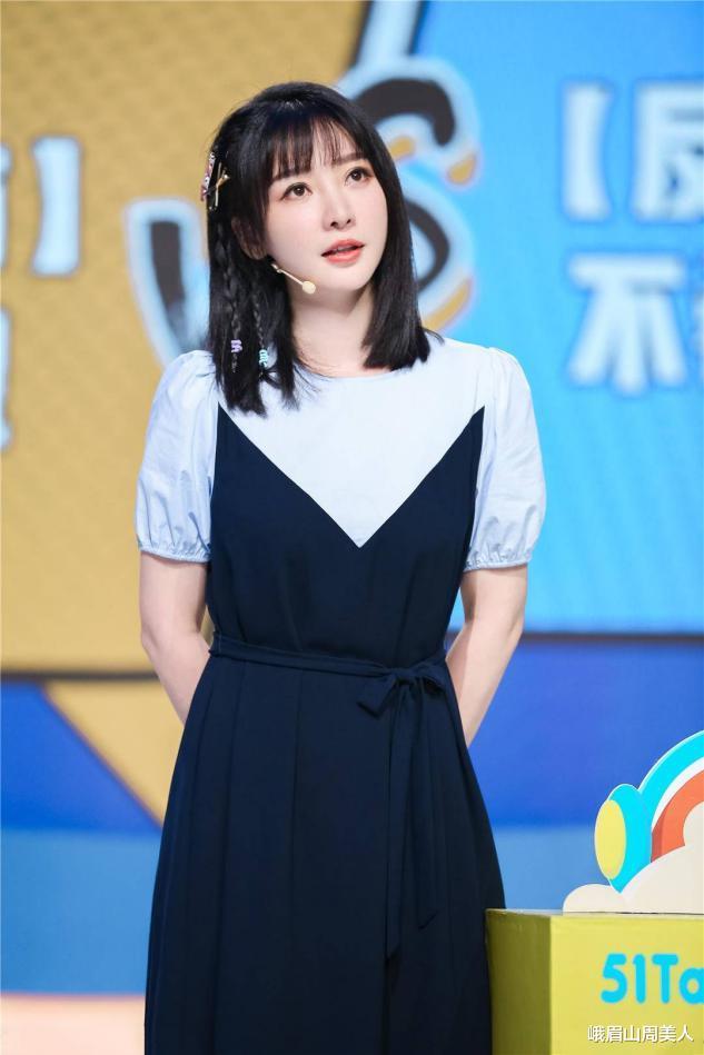 发型|?女人不管多大年纪，尽量远离这3种“发型”，显老还容易掉头发